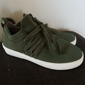 Steve Madden Lancer Shoes Dark Hunter Green